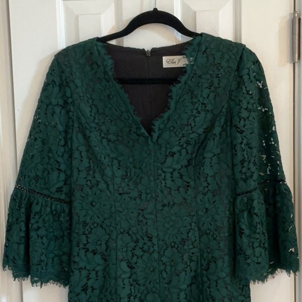 NWOT Eliza J Dark Green Lace Dress w/ Ruffle Belled Sleeves & Bottom Ruffle